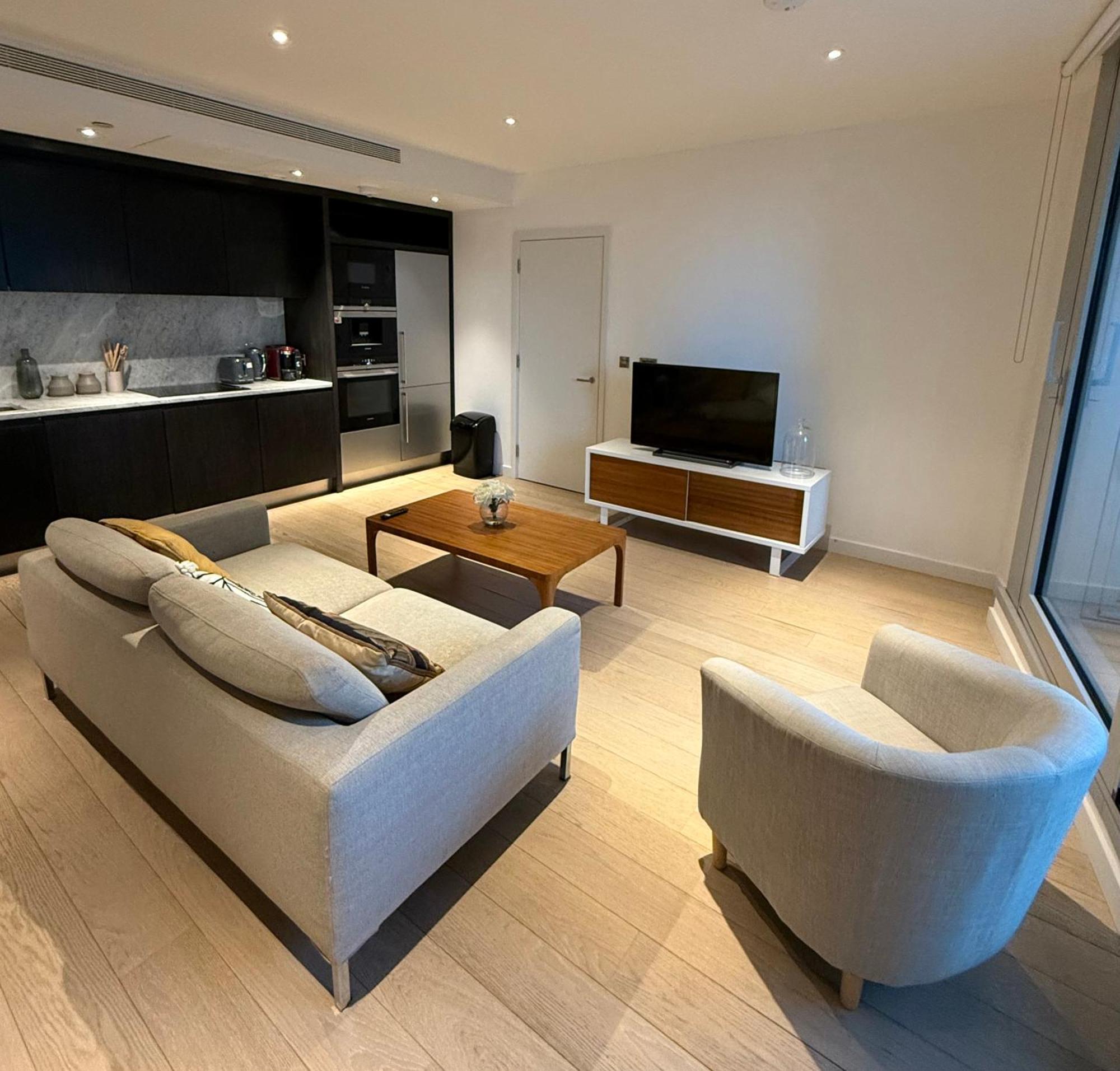 Luxury Modern 2 Bed Flat With Balcony And City View - Canary Wharf City Center Лондон Екстер'єр фото